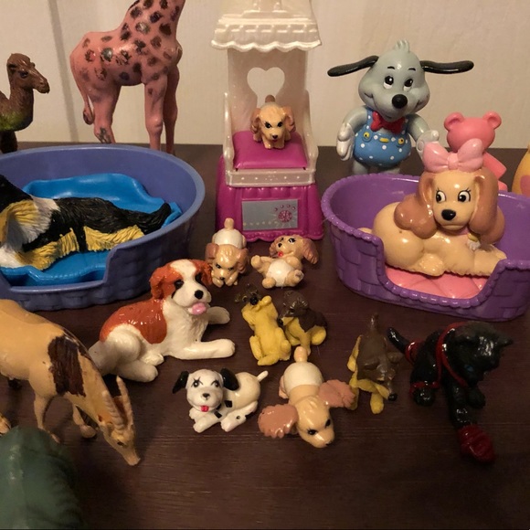 Assorted Animals Figurines - Picture 3 of 5